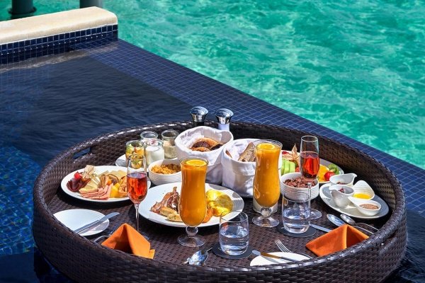 PRIVATE DINING